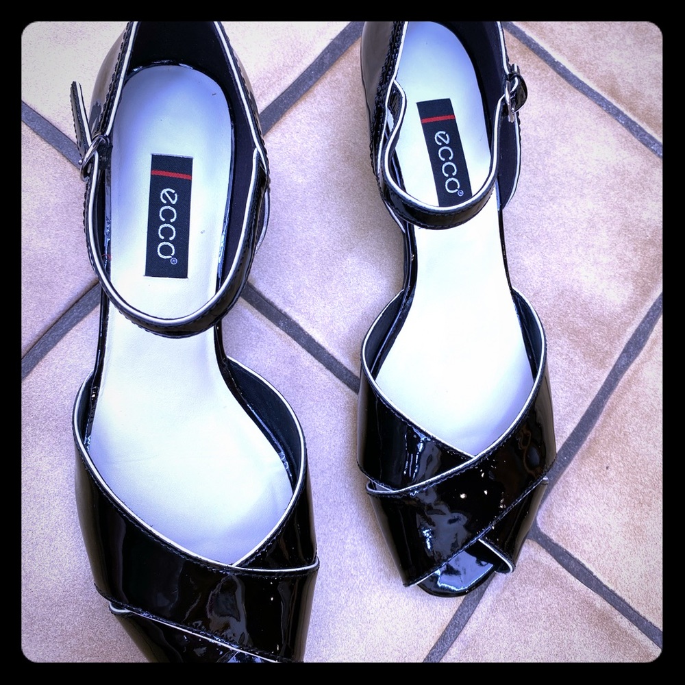 NIB ECCO Patent Tottori Ankle Strap 40 EU/ 9-9.5
